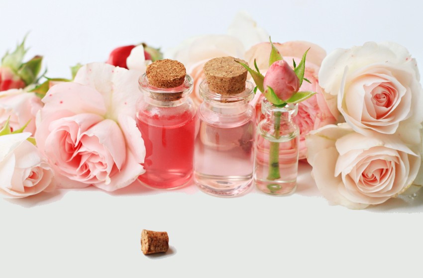 خواص گلاب برای پوست و مو